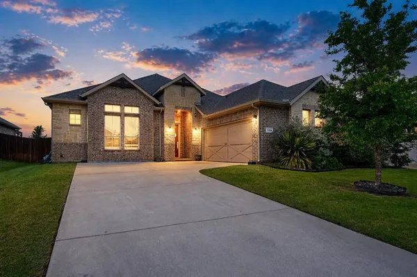 $3,499 | 1106 Silver Oak Drive, Mansfield, TX 76063