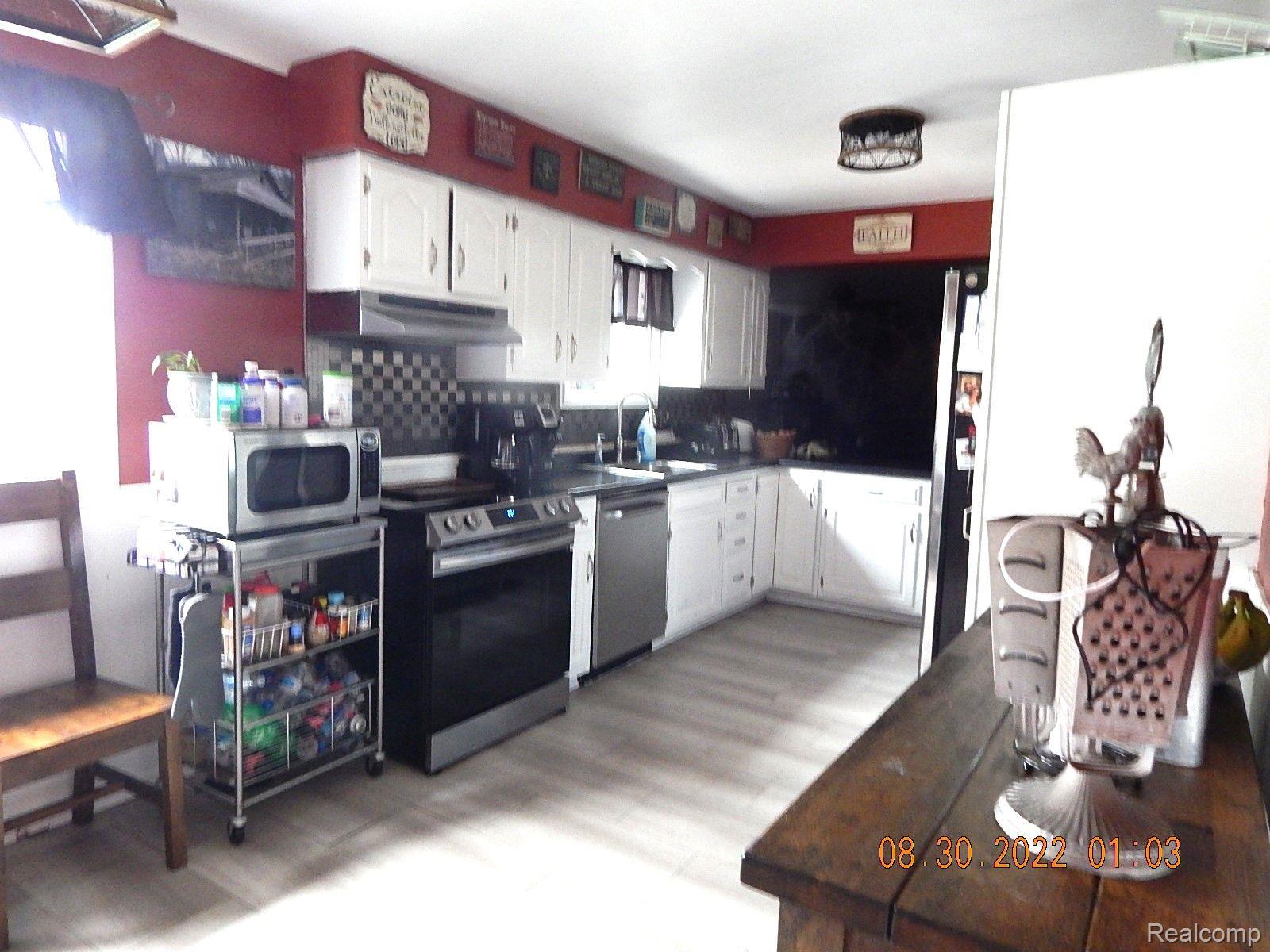 8749 US Turnpike Road Newport, MI 48166 - Photo 7 of 63 Gallery Image 7