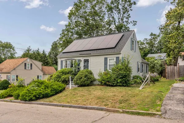 $419,900 | 354 Seames Drive, Manchester, NH 03103