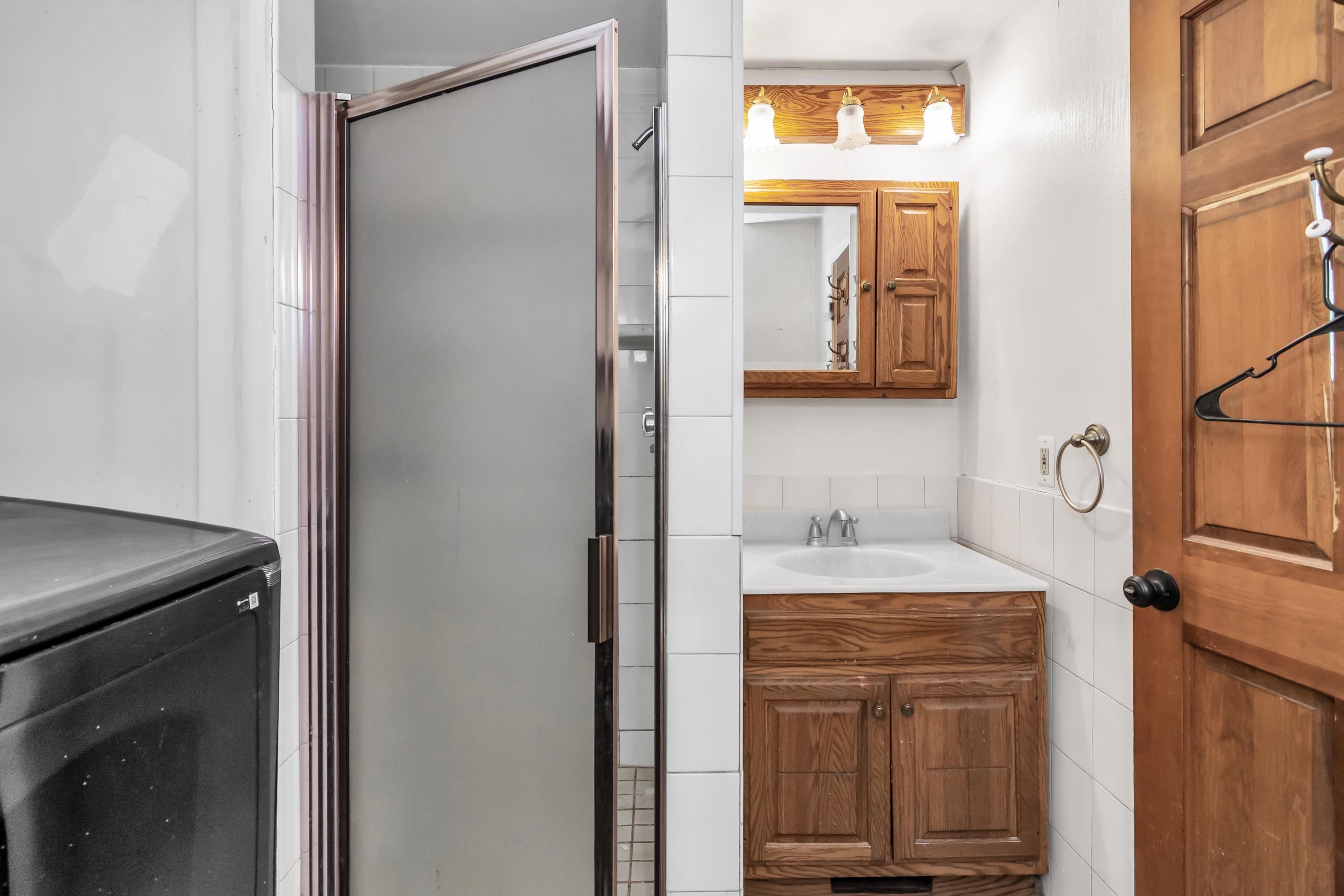 354 Seames Drive Manchester, NH 03103 - Photo 14 of 31