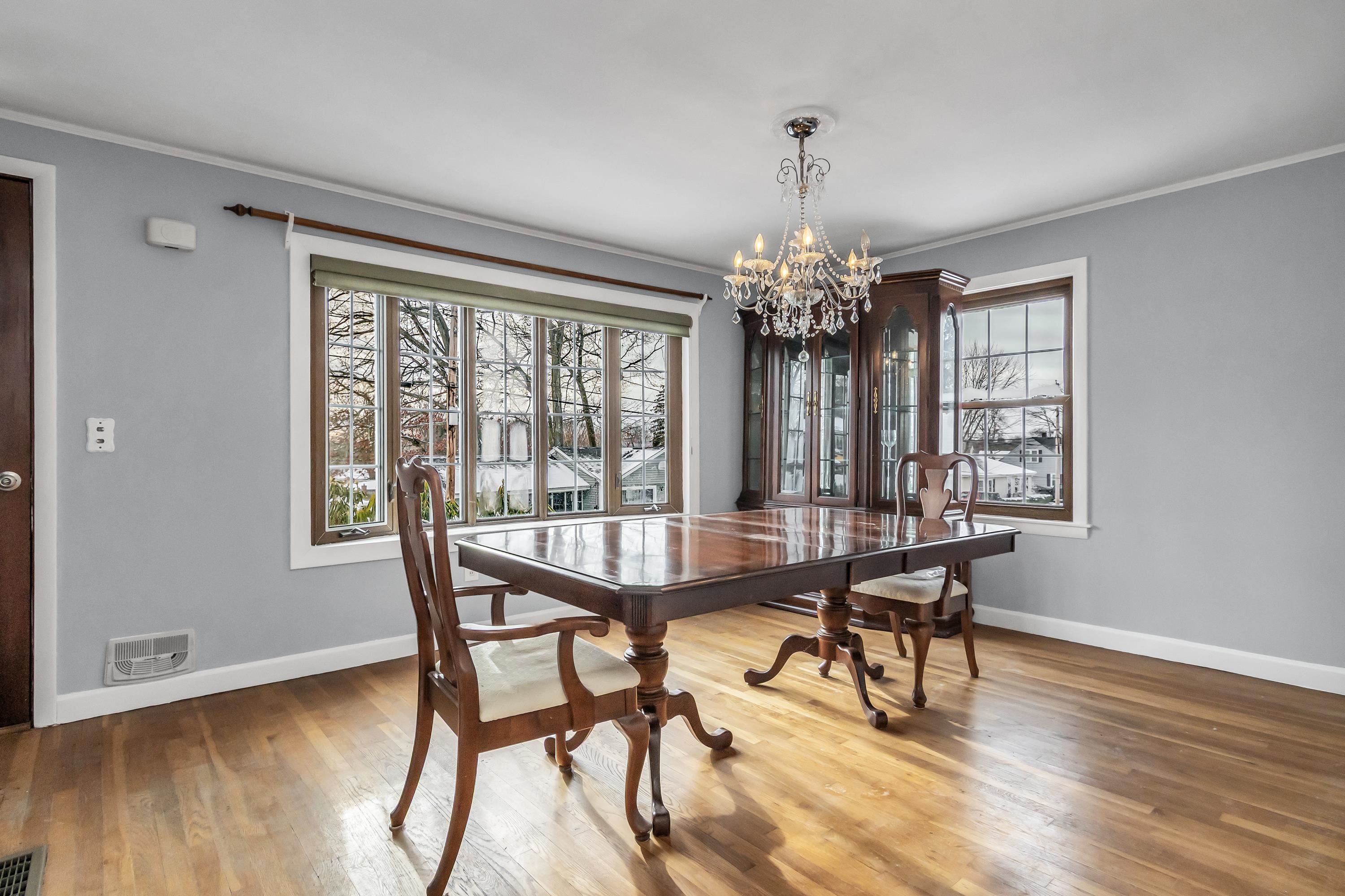 354 Seames Drive Manchester, NH 03103 - Photo 9 of 31