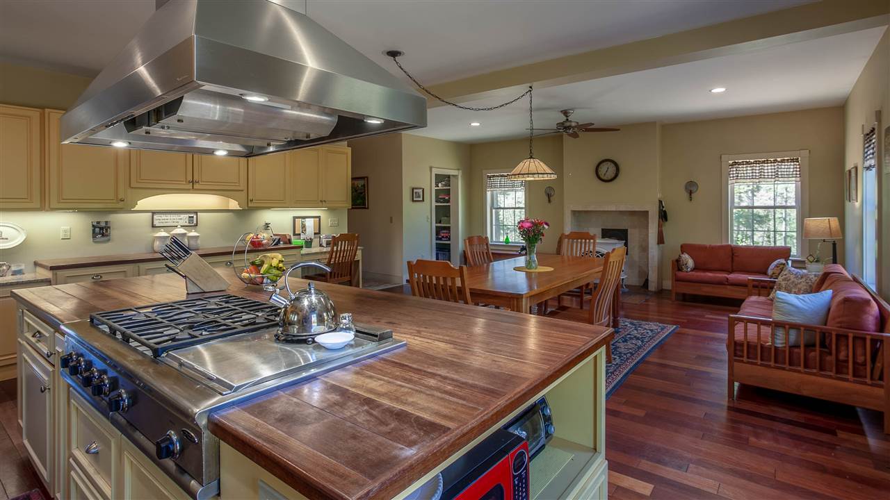 194 Center Pond Road Nelson, NH 03457 - Photo 4 of 35
