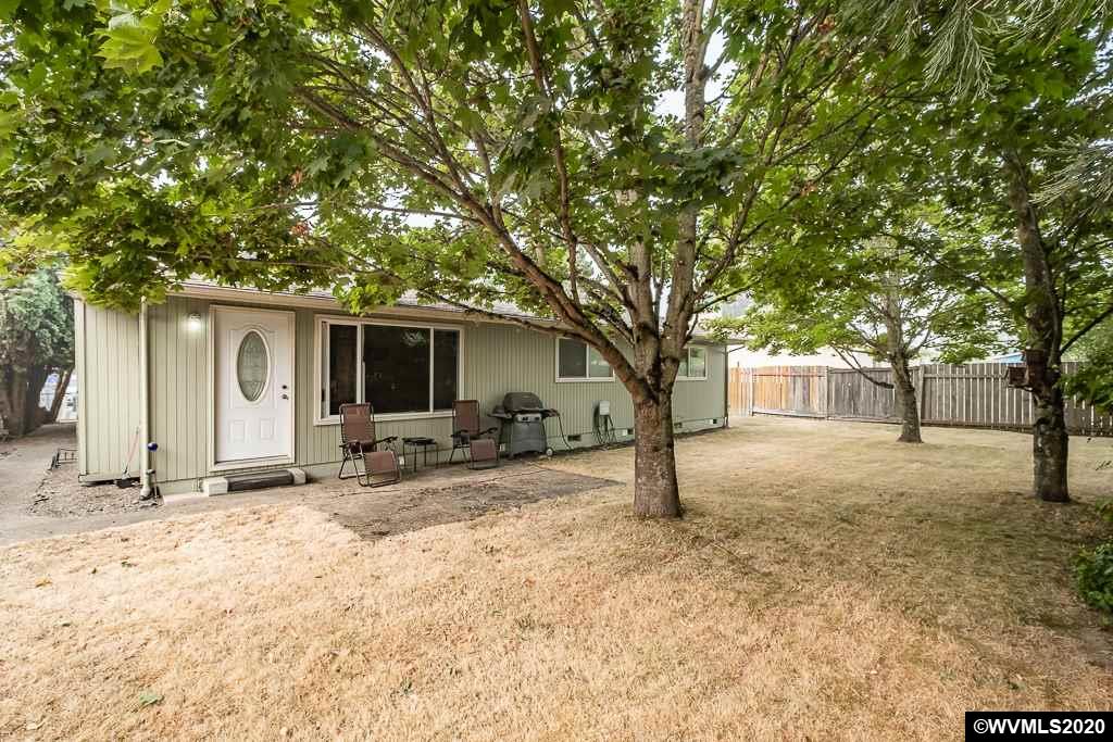 1609 Del Rio Avenue Southeast Albany, OR 97322 - Photo 28 of 36