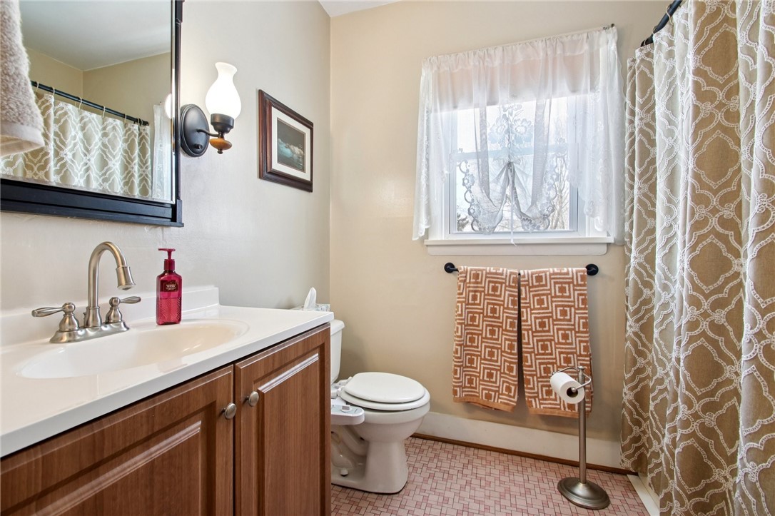 4 Ruth Ellen Way Gates, NY 14624 - Photo 22 of 28
