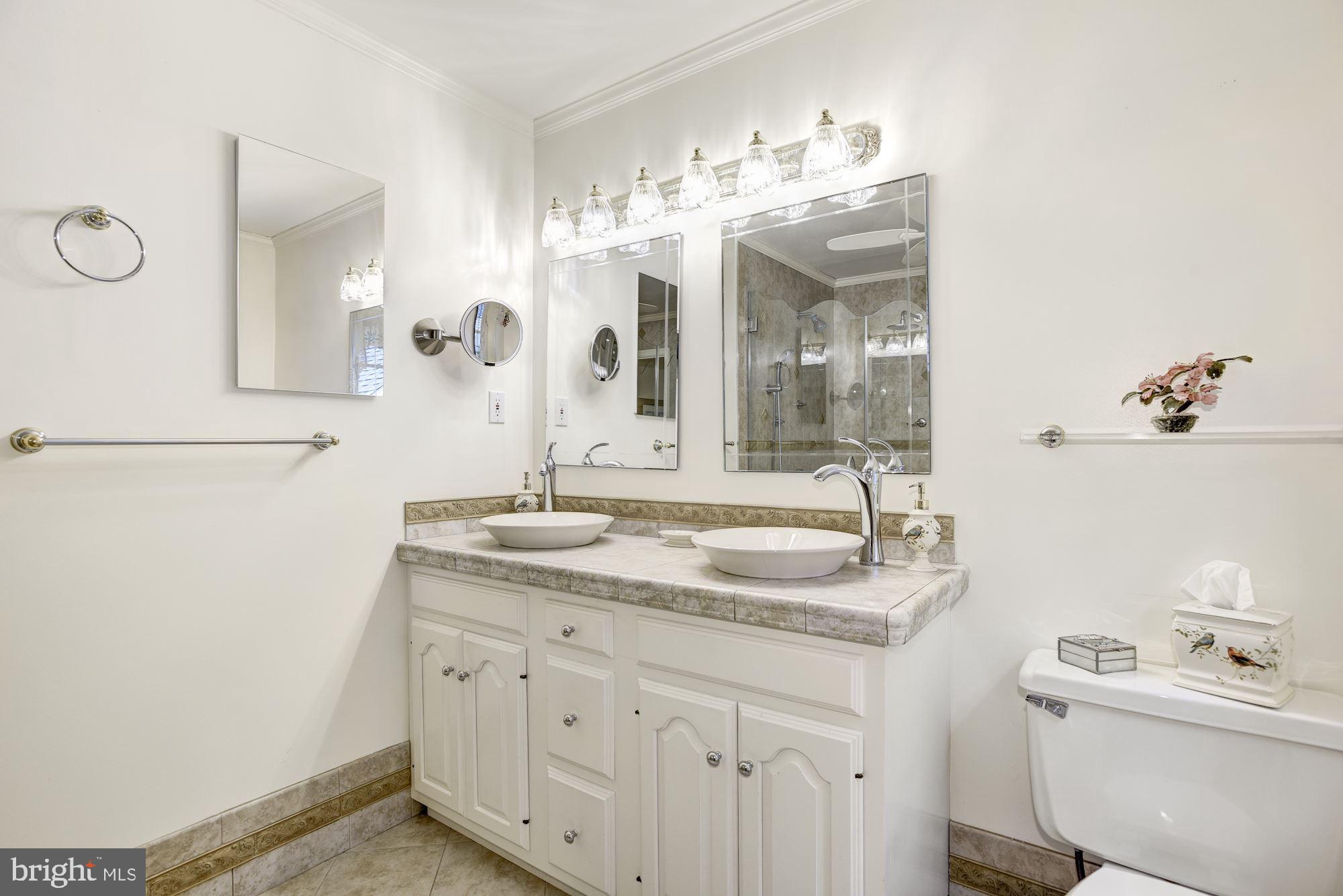 1618 Courtland Road Alexandria, VA 22306 - Photo 22 of 33 Master Bath