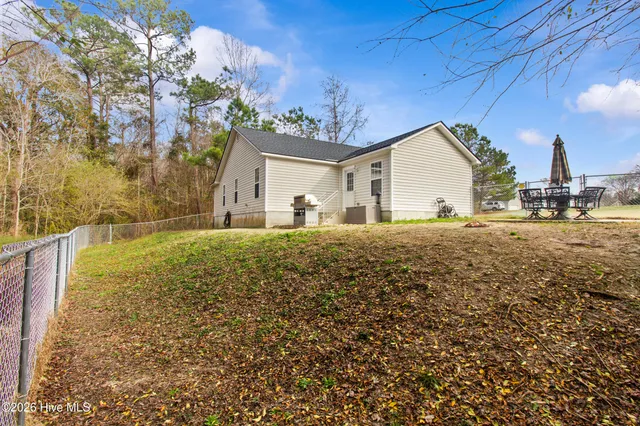 $294,000 | 106 Cobalt Stream Court, Jacksonville, NC 28546