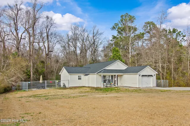 $294,000 | 106 Cobalt Stream Court, Jacksonville, NC 28546