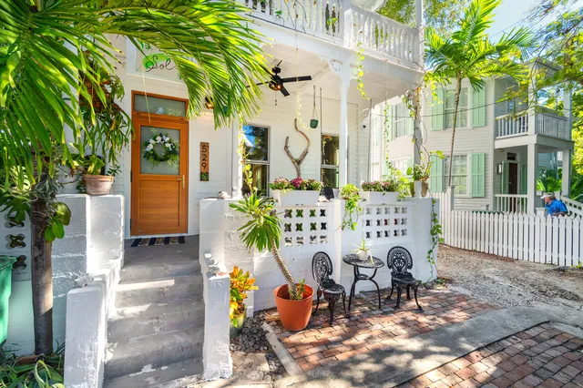 $2,975,000 | 529 Simonton Street, Key West, FL 33040