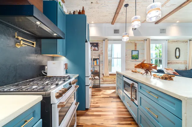 $2,975,000 | 529 Simonton Street, Key West, FL 33040