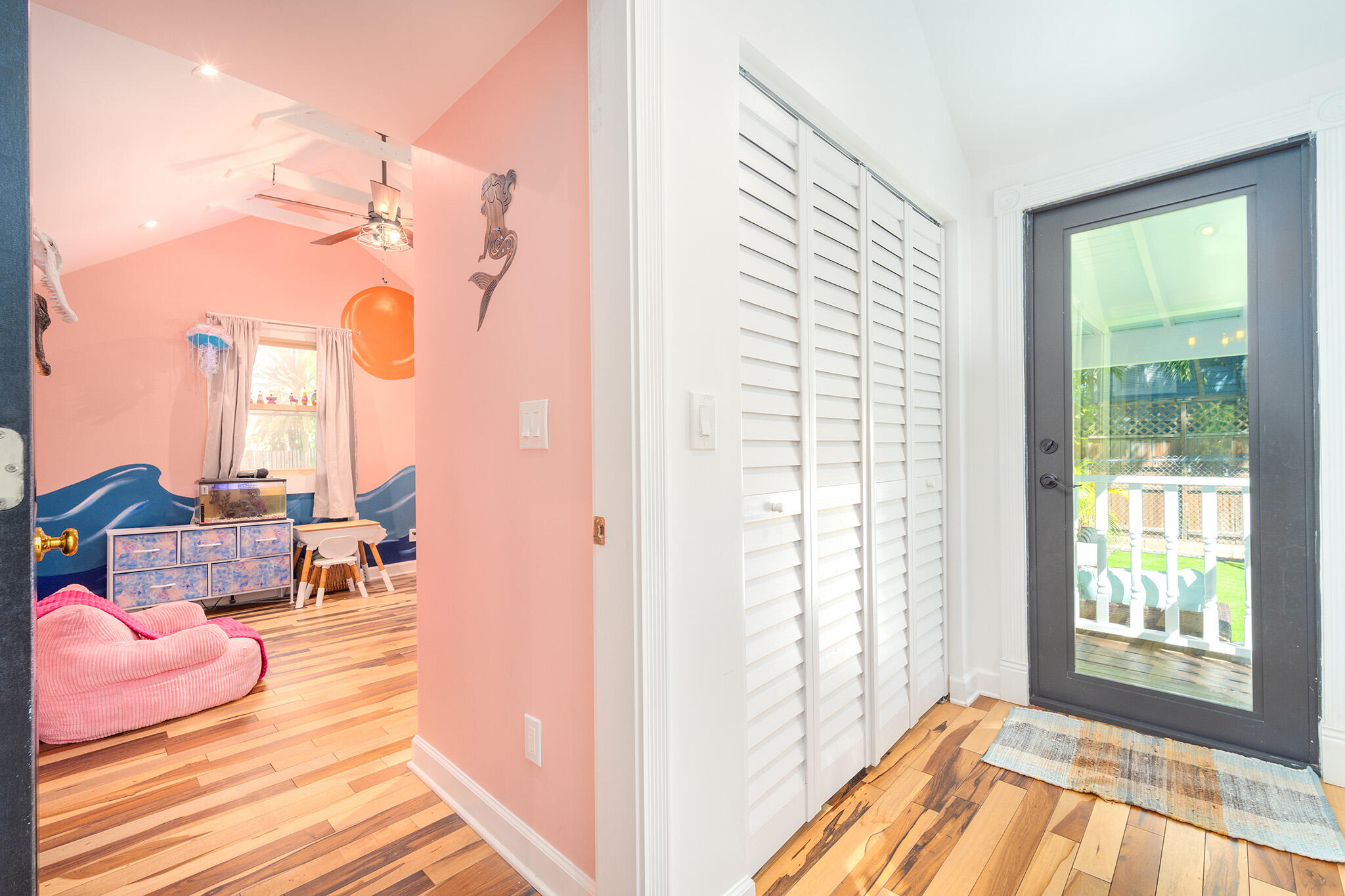 529 Simonton Street Key West, FL 33040 - Photo 34 of 82 Door to back