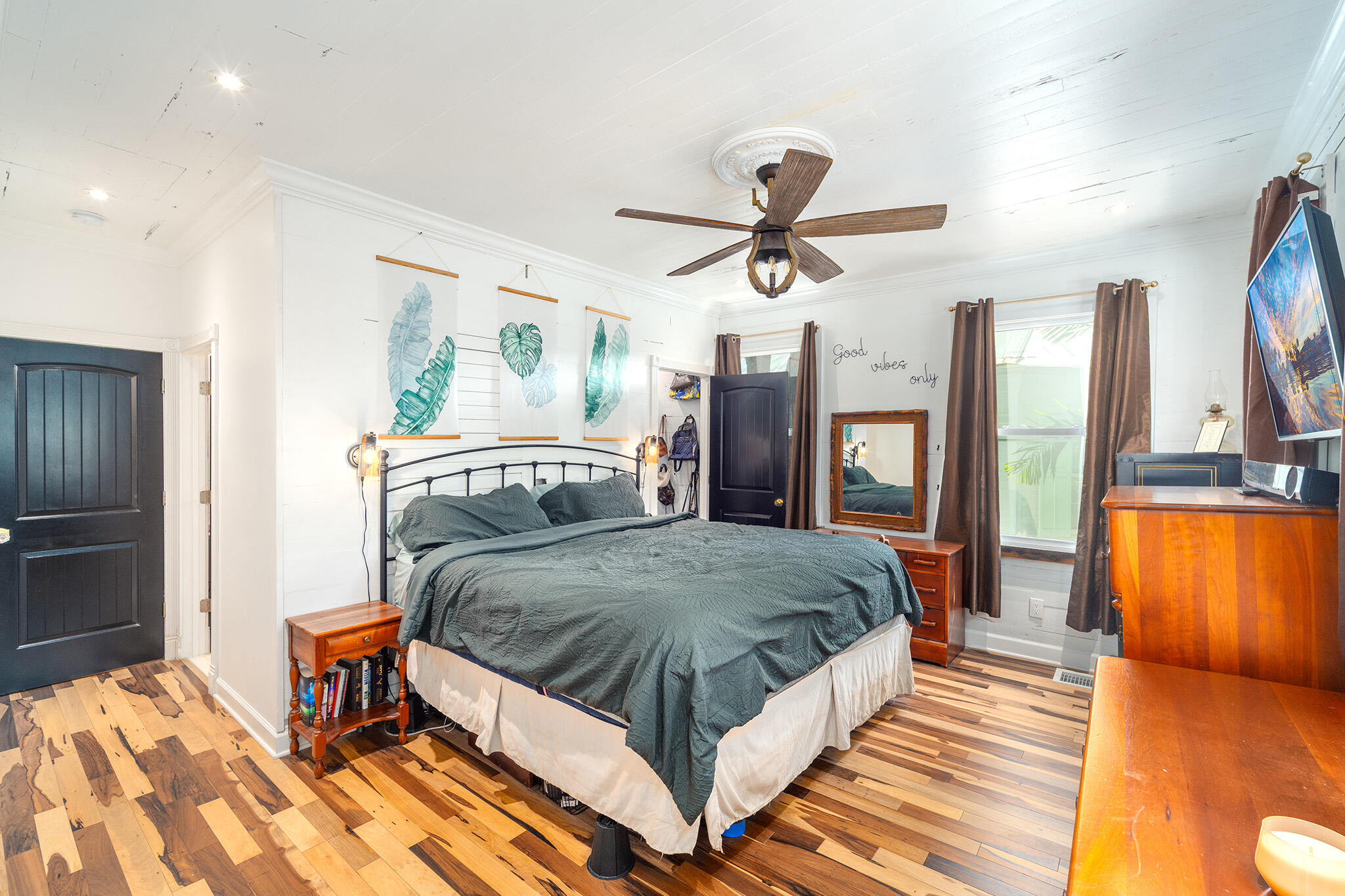 529 Simonton Street Key West, FL 33040 - Photo 42 of 81 Primary bedroom