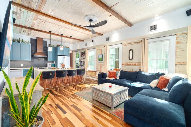 $2,975,000 | 529 Simonton Street, Key West, FL 33040