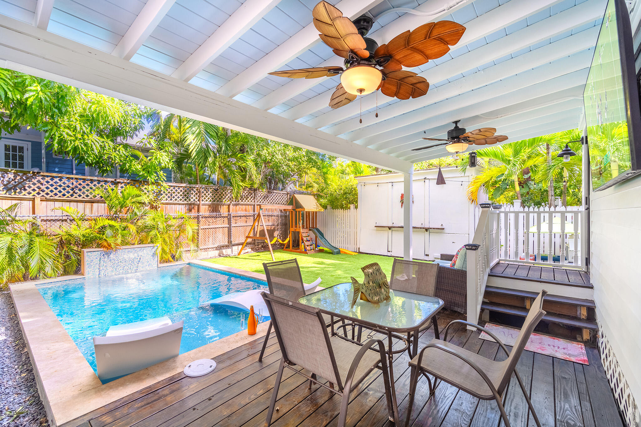 529 Simonton Street Key West, FL 33040 - Photo 64 of 81 Entertaining