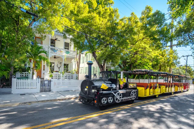 $2,975,000 | 529 Simonton Street, Key West, FL 33040