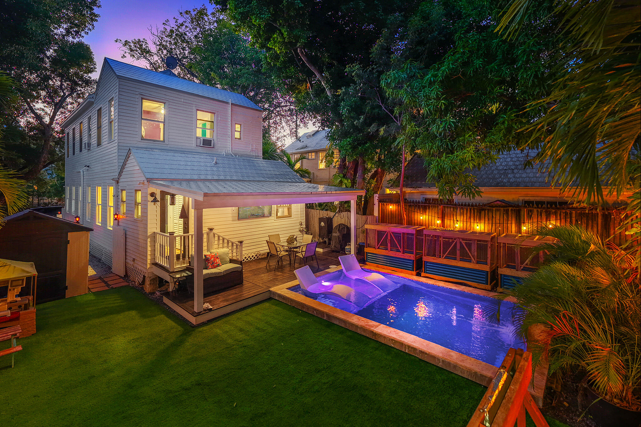 529 Simonton Street Key West, FL 33040 - Photo 72 of 81 Twilight