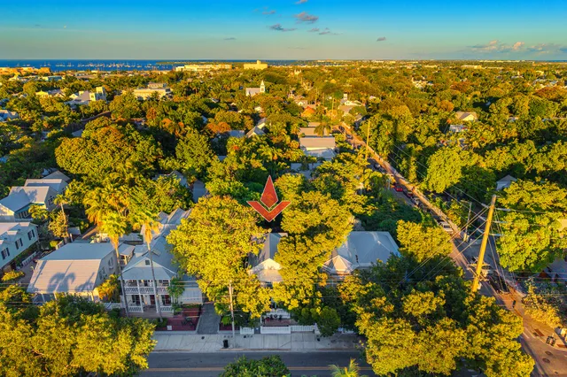 $2,975,000 | 529 Simonton Street, Key West, FL 33040