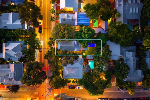 $2,975,000 | 529 Simonton Street, Key West, FL 33040