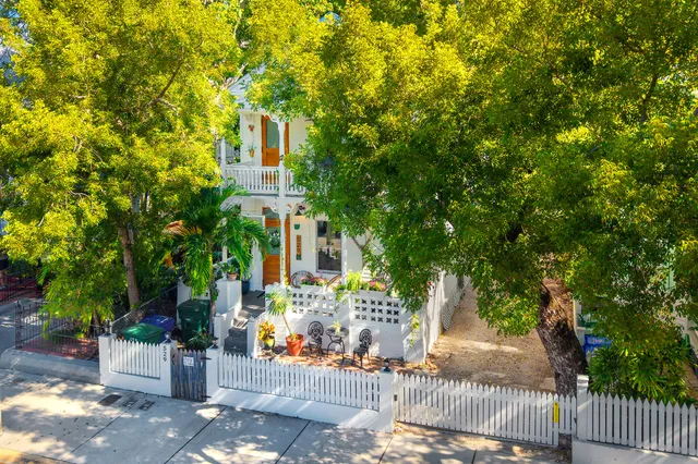 $2,975,000 | 529 Simonton Street, Key West, FL 33040
