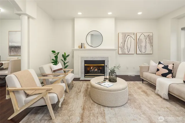 $950,000 | 755 Northwest Juniper Street, Issaquah, WA 98027