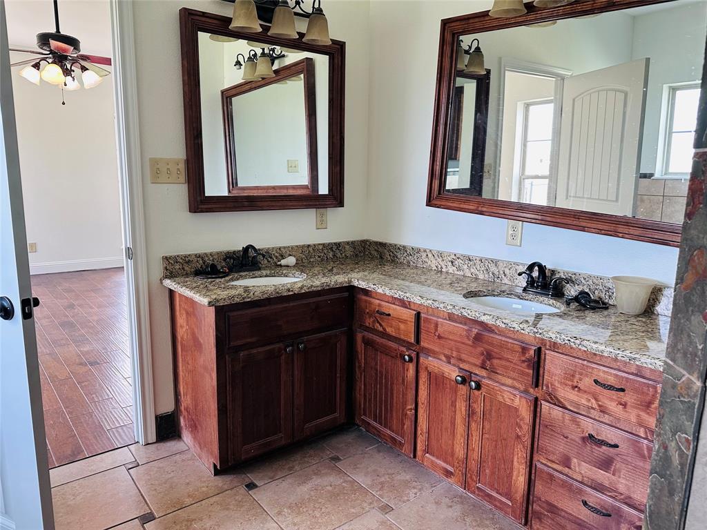 192 Randy Street Gun Barrel City, TX 75156 - Photo 16 of 37