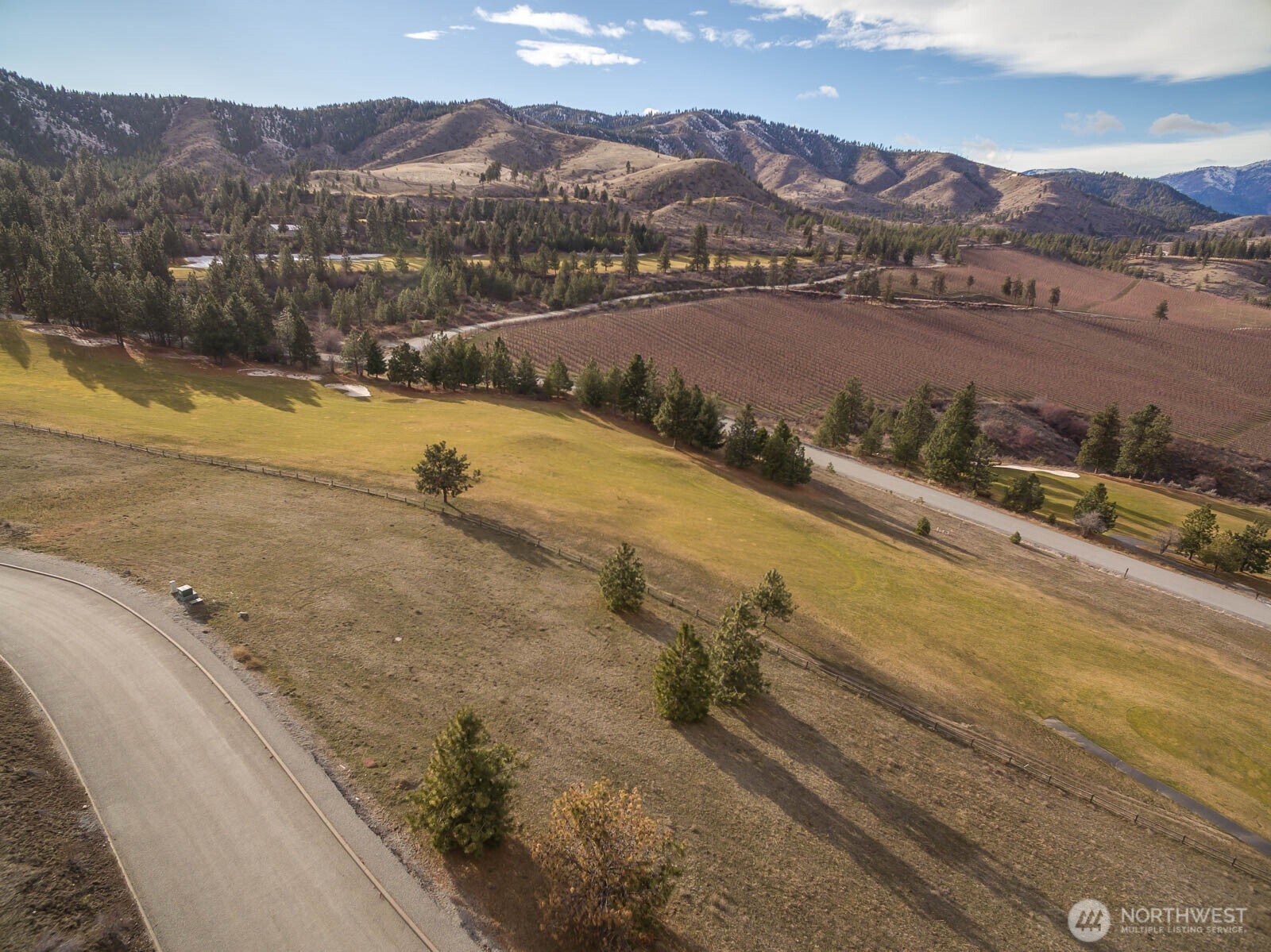 320 Paintbrush Road Chelan, WA 98816 - Photo 12 of 19