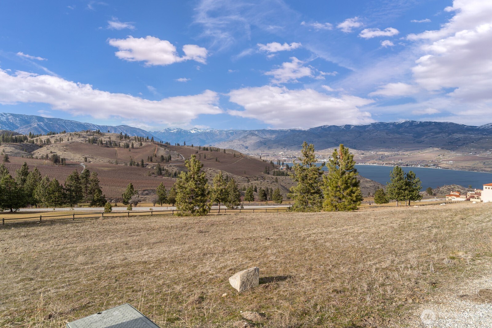 320 Paintbrush Road Chelan, WA 98816 - Photo 13 of 19