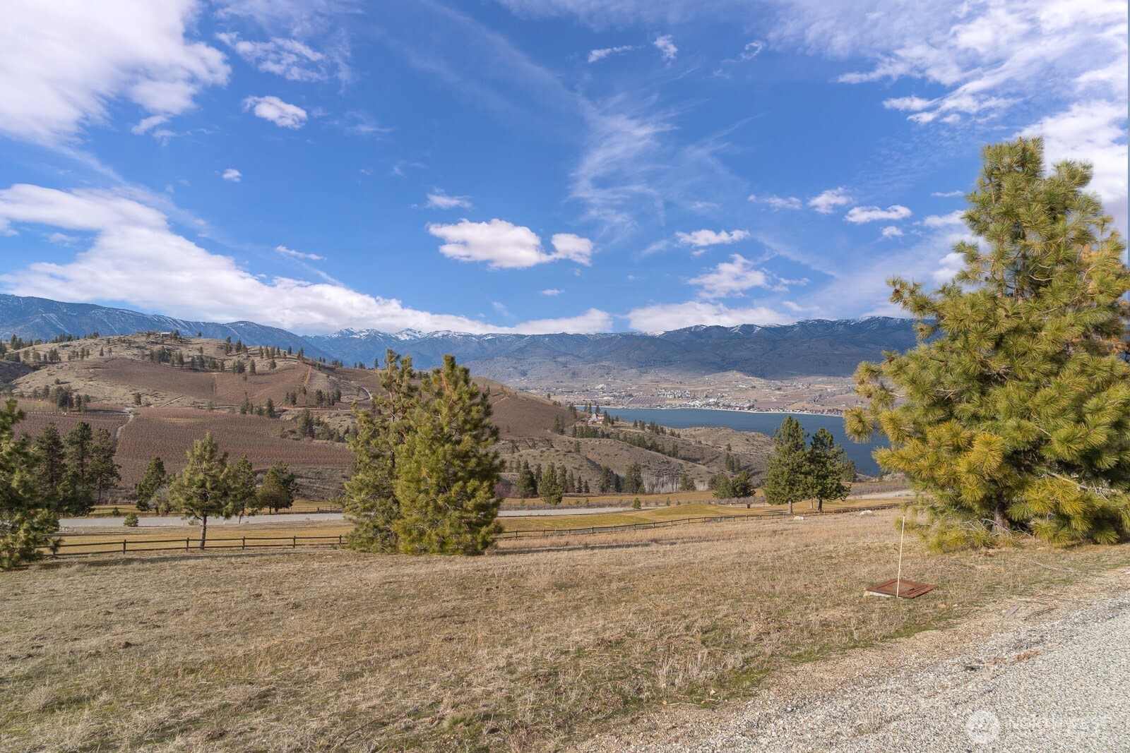 320 Paintbrush Road Chelan, WA 98816 - Photo 16 of 19