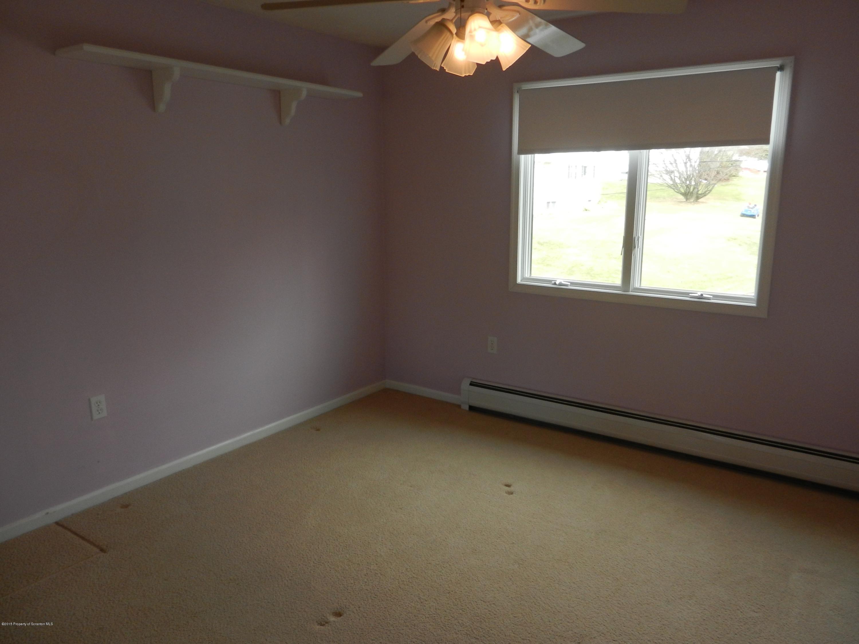 112 Camp Hill Road Clarks Summit, PA 18411 - Photo 16 of 26 Gallery Image 16