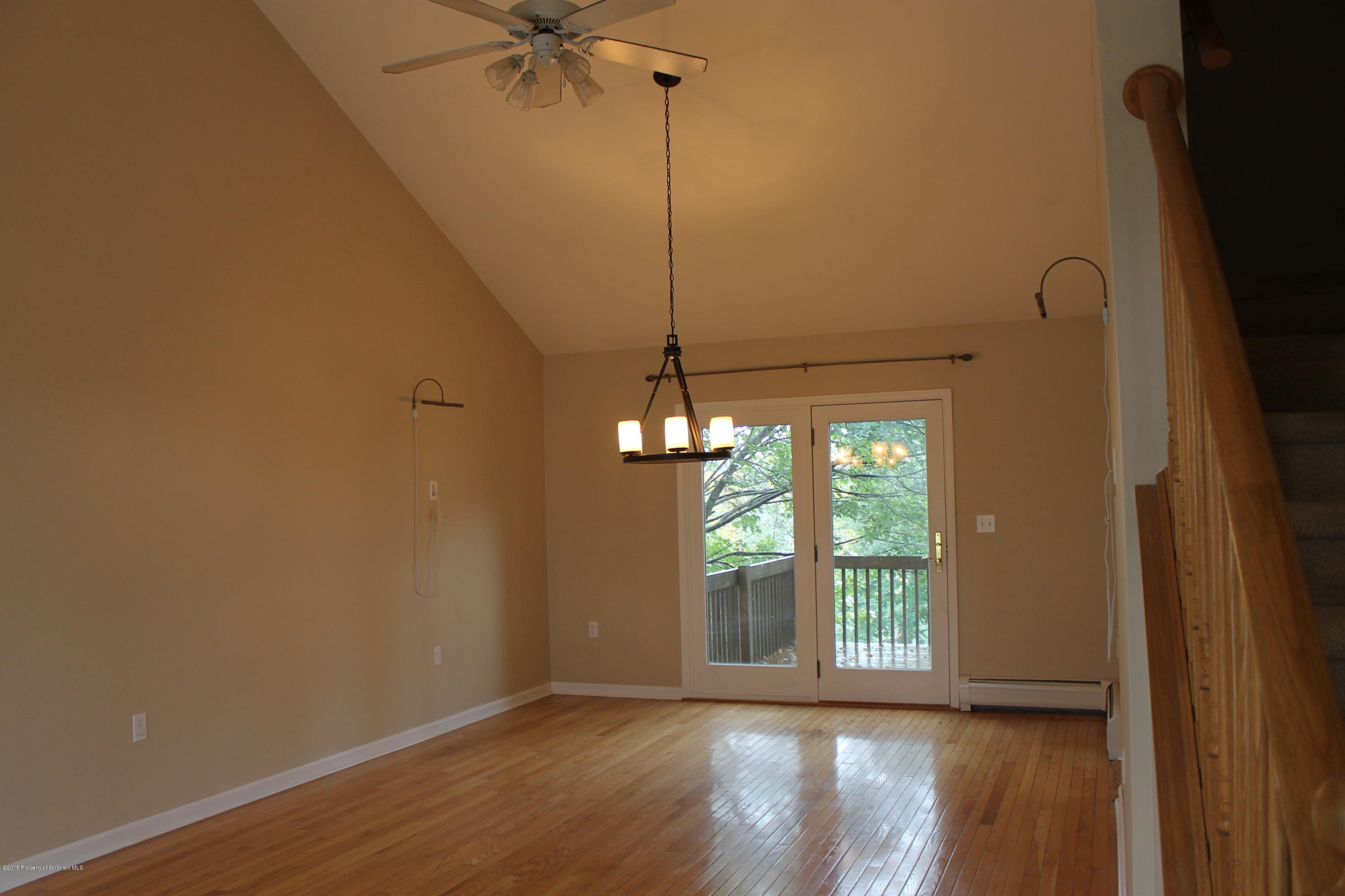 112 Camp Hill Road Clarks Summit, PA 18411 - Photo 8 of 26 Gallery Image 8