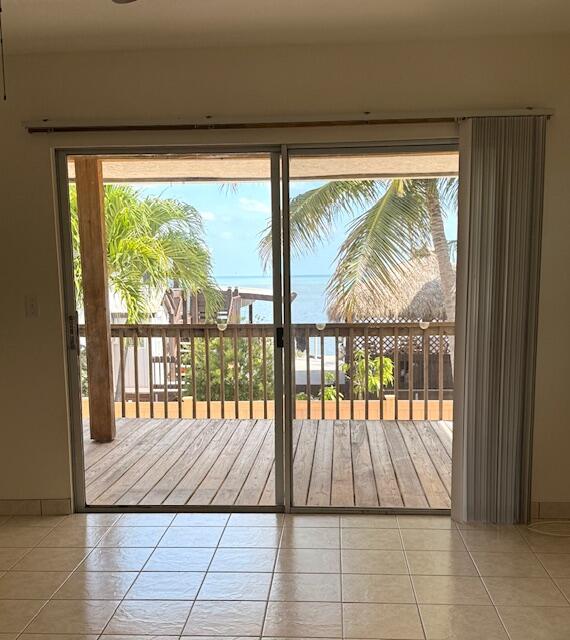 1297 73rd Street, Unit OCEAN Marathon, FL 33050 - Photo 27 of 44 IMG_2043