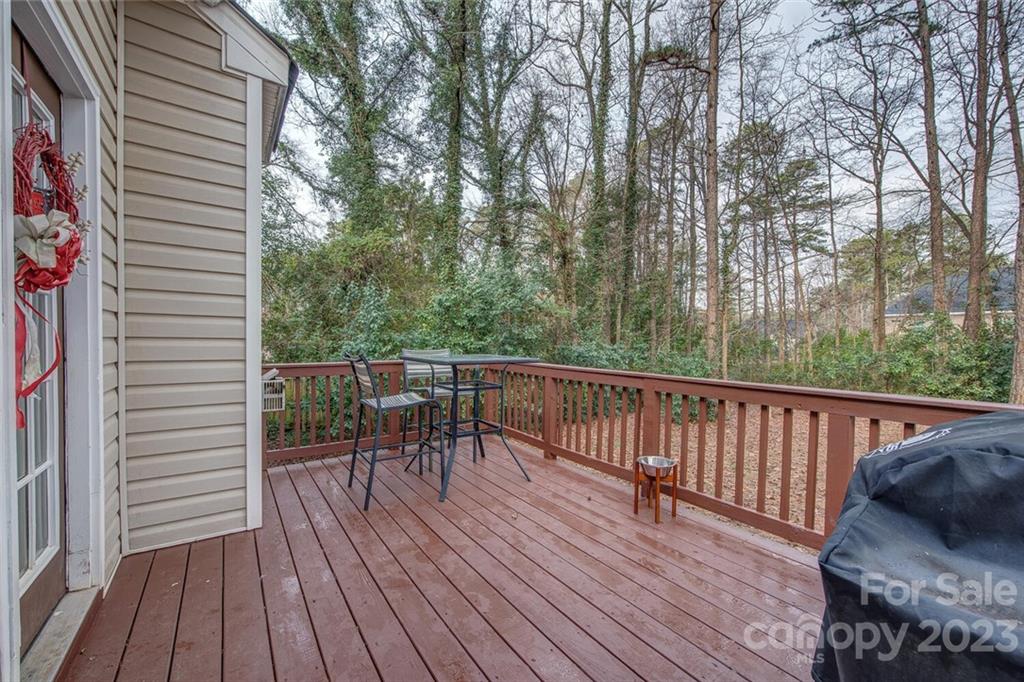 4931 Lakeview Road Charlotte, NC 28216 - Photo 29 of 34 Gallery Image 29