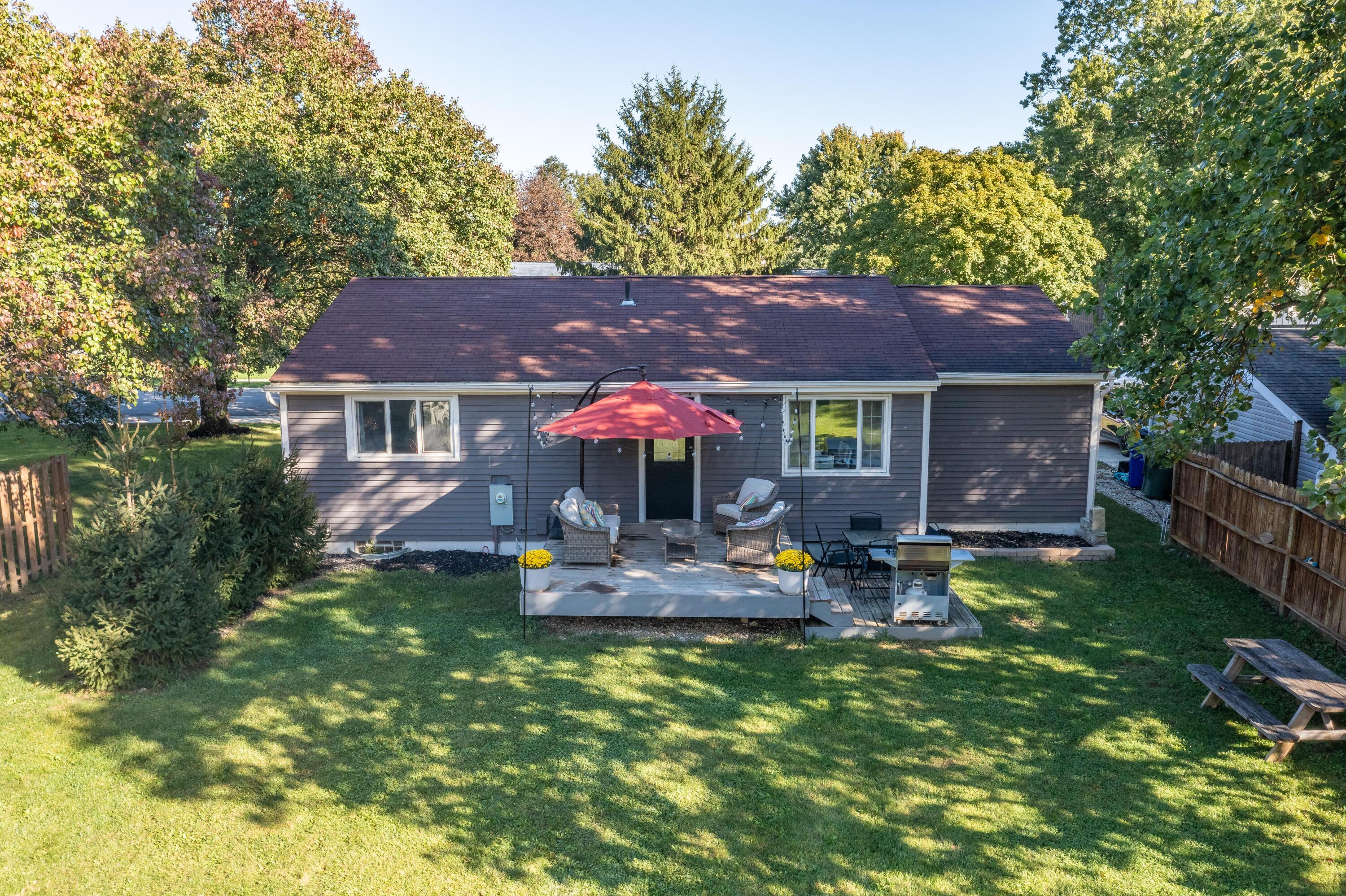 2047 Wolverhampton Road Powell, OH 43065 - Photo 29 of 33 029