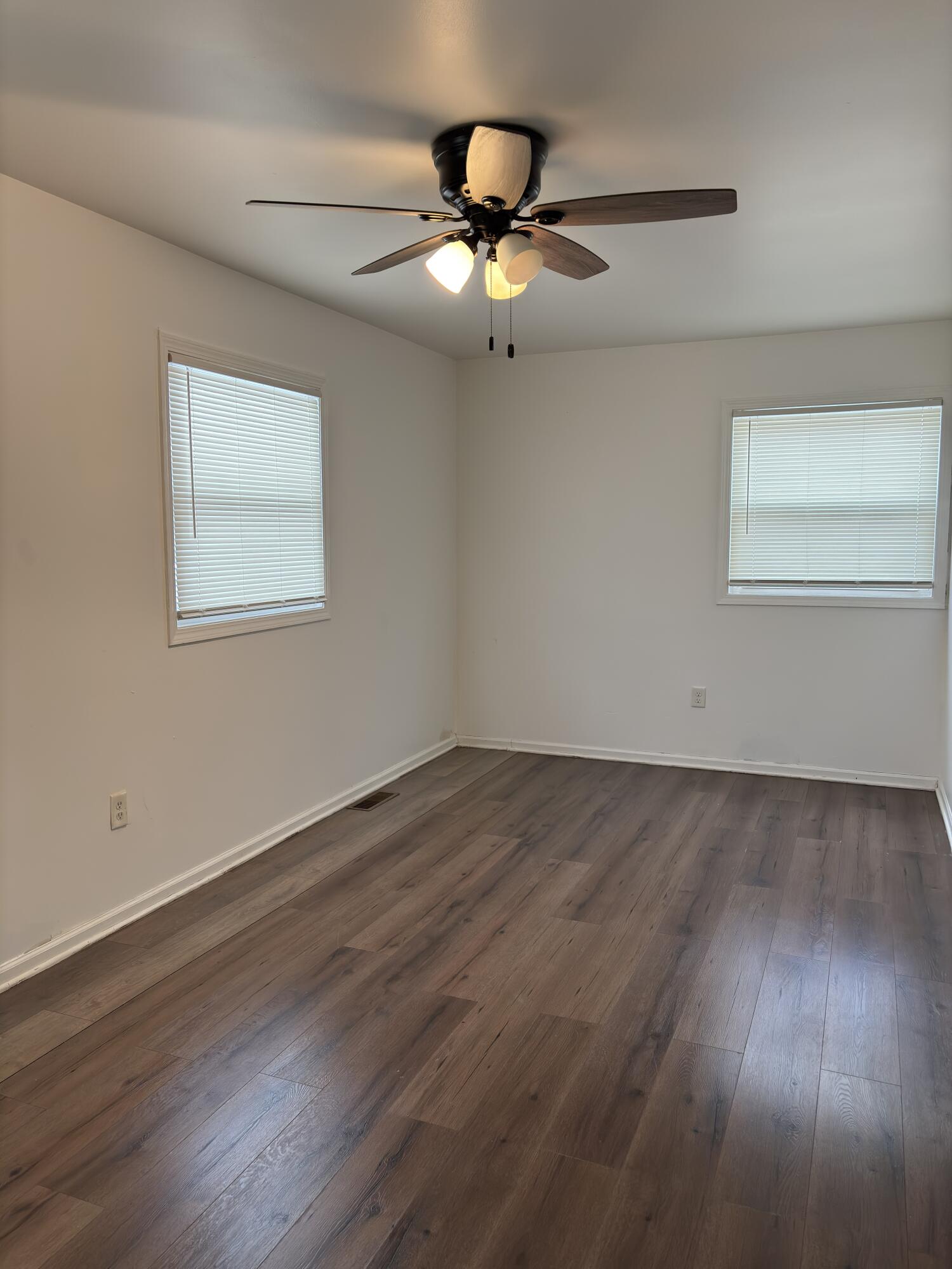 2221 Garfield Street Gary, IN 46404 - Photo 9 of 21 1500x2000