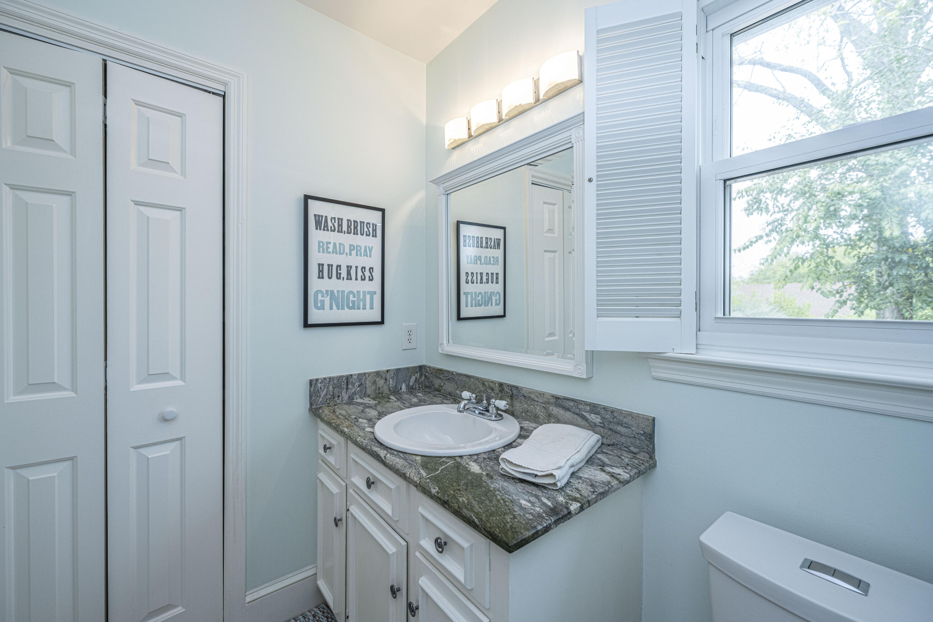 1913 Ashley Hall Road Charleston, SC 29407 - Photo 26 of 31 Sunny upstairs Hall Bathroom