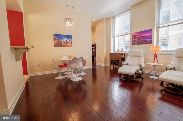 $280,000 | 1600 Arch Street, Unit 1604, Philadelphia, PA 19103