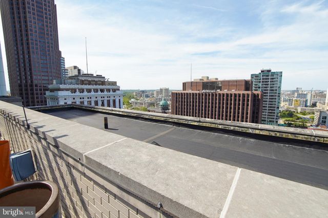 $280,000 | 1600 Arch Street, Unit 1604, Philadelphia, PA 19103