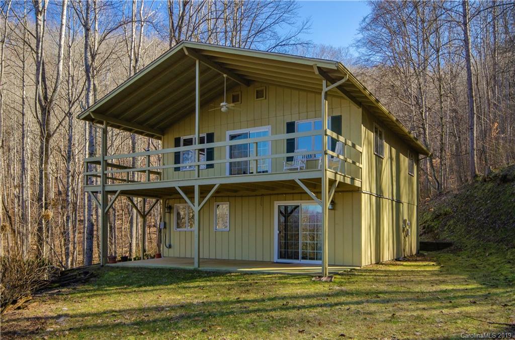 263 Old Country Road Waynesville, NC 28786 - Photo 1 of 28