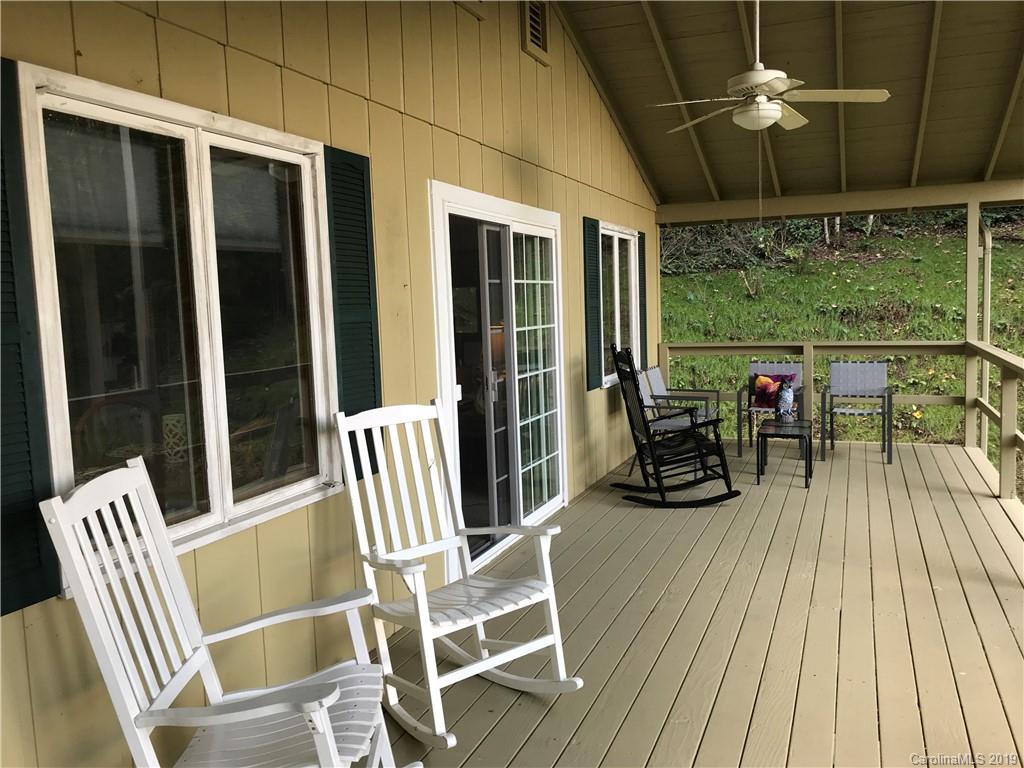 263 Old Country Road Waynesville, NC 28786 - Photo 12 of 28
