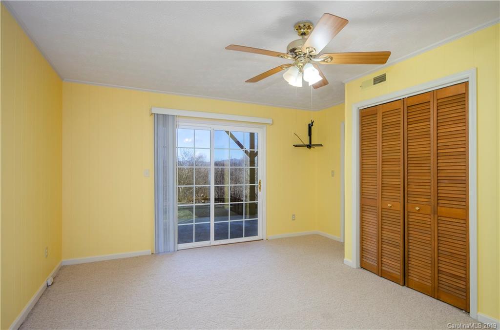 263 Old Country Road Waynesville, NC 28786 - Photo 18 of 28