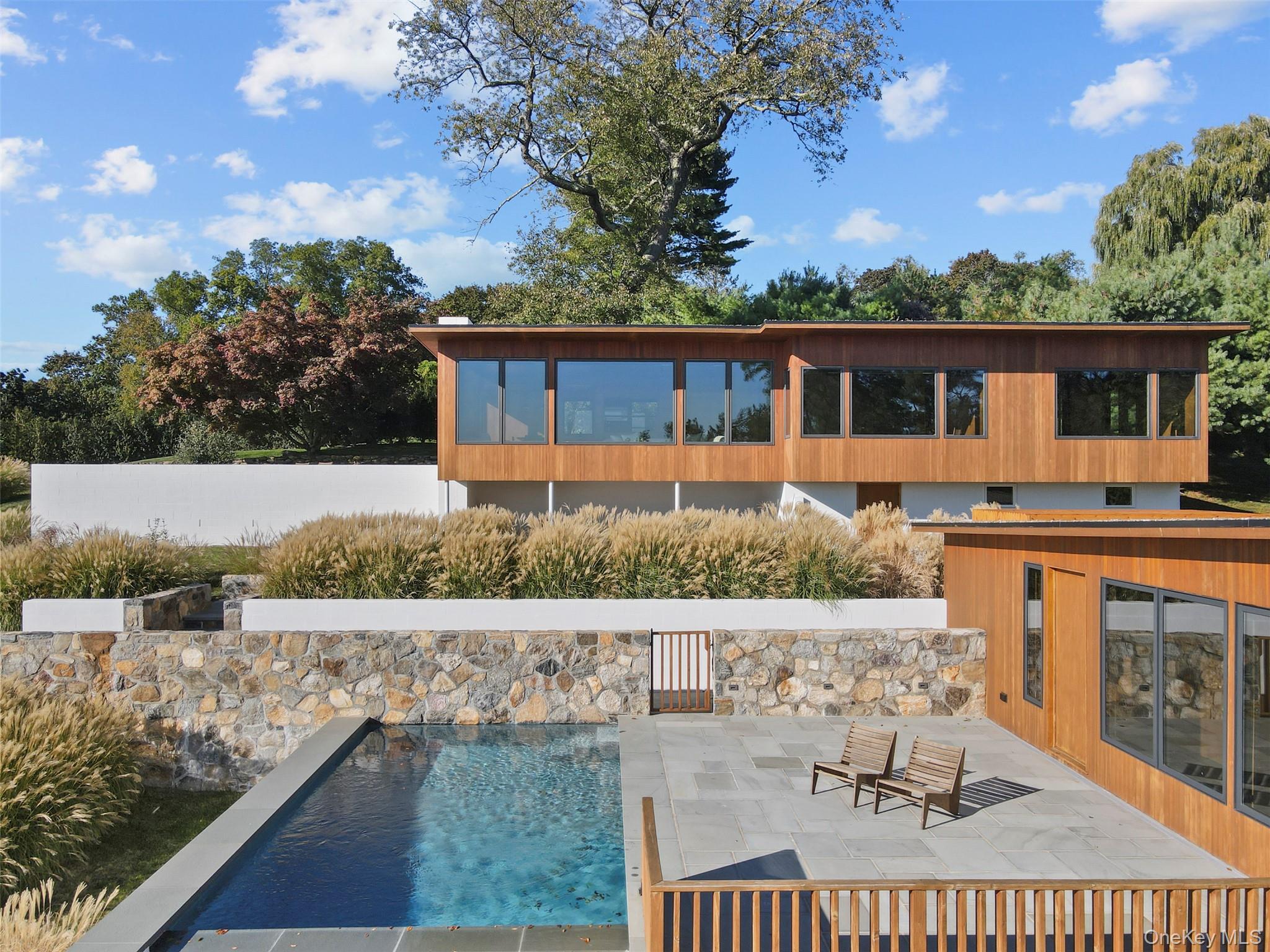 15 Finney Farm Road Croton-on-Hudson, NY 10520 - Photo 6 of 32 Pool Patio