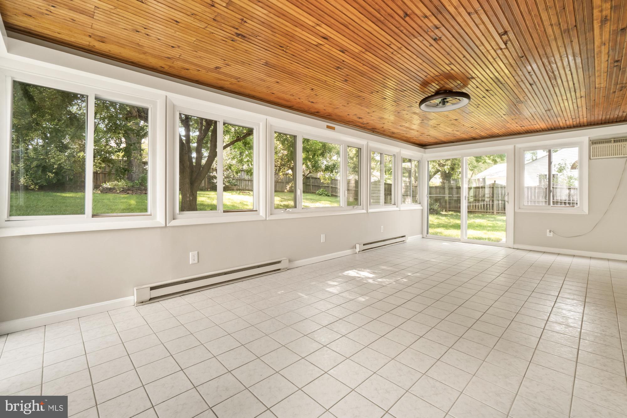 17336 Fletchall Road Poolesville, MD 20837 - Photo 23 of 55 HUGE four-season sunroom