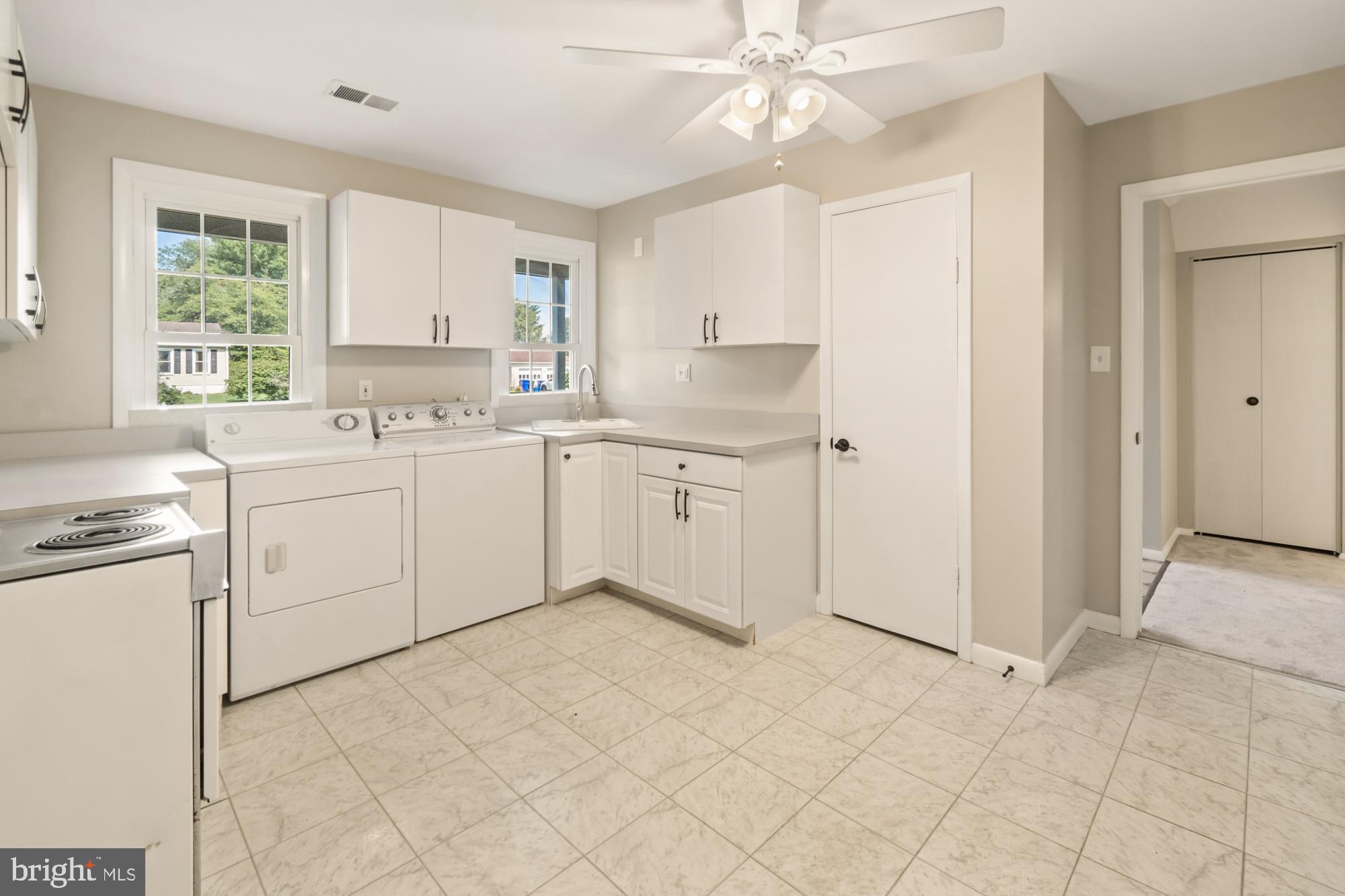 17336 Fletchall Road Poolesville, MD 20837 - Photo 26 of 55 Mudroom and even more storage!