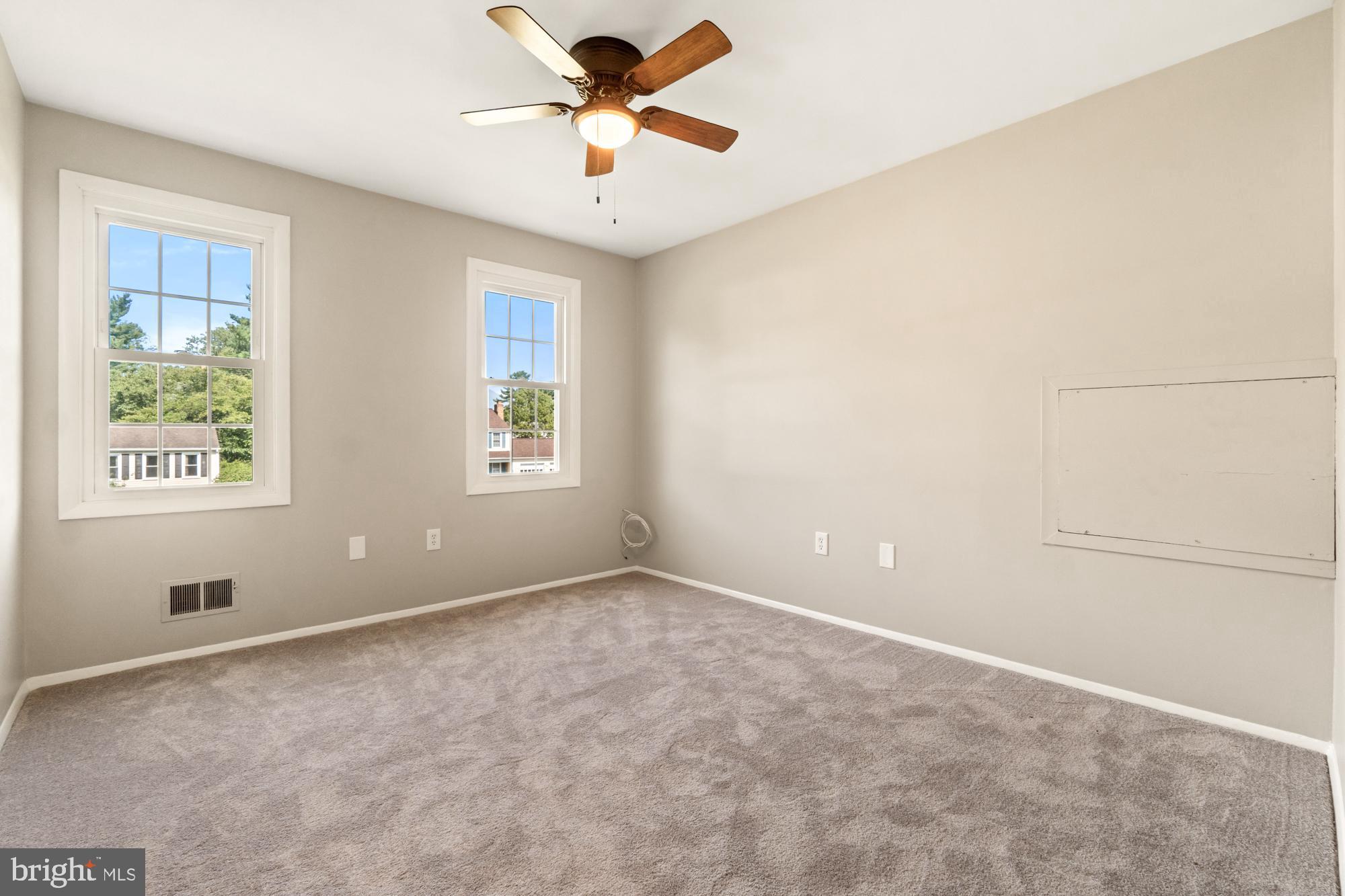 17336 Fletchall Road Poolesville, MD 20837 - Photo 32 of 55 Large 2nd bedroom with new carpet and ceiling fan