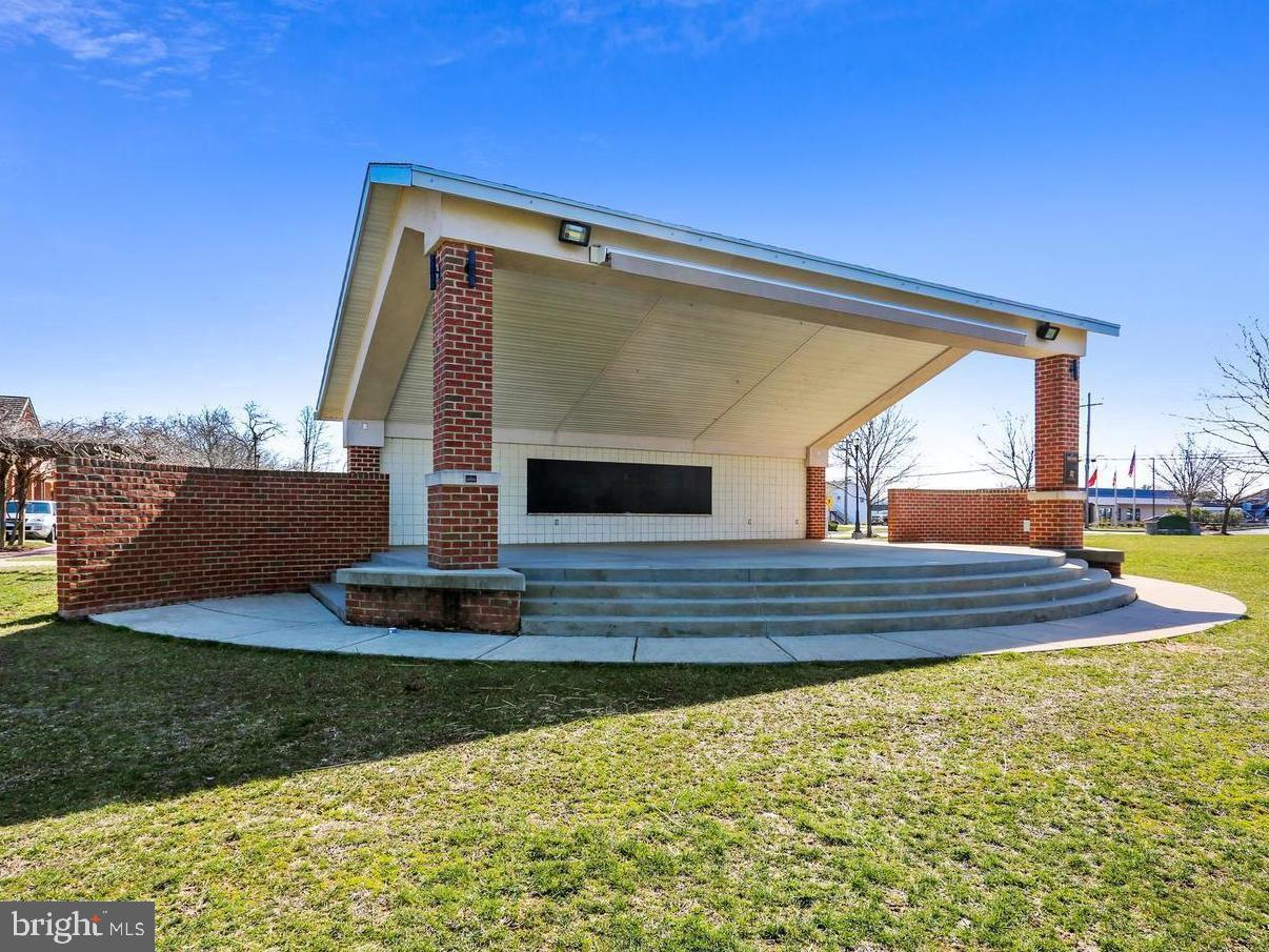 17336 Fletchall Road Poolesville, MD 20837 - Photo 52 of 55 Community events in our bandshell year around!