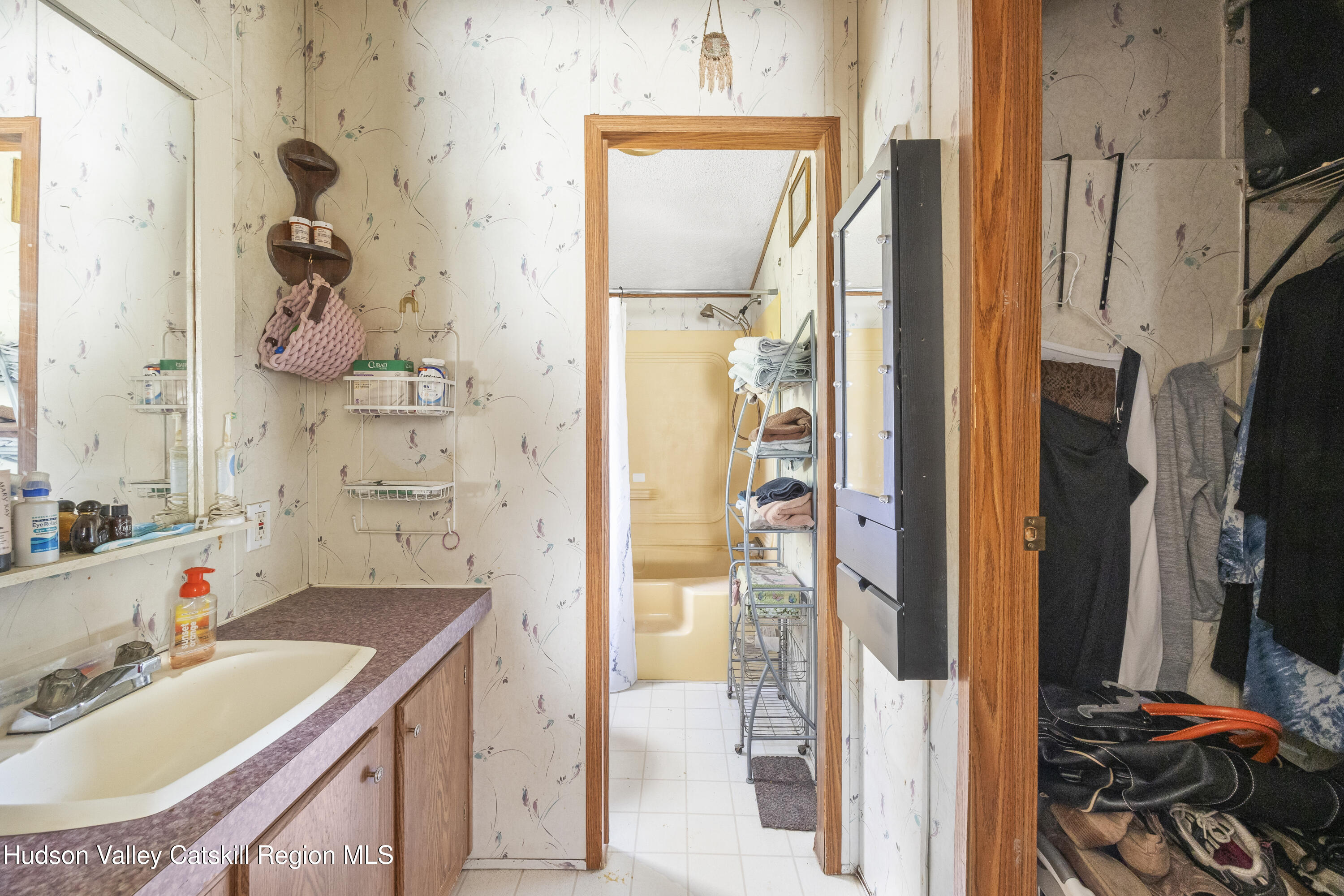 11 Falls Road Hudson, NY 12534 - Photo 13 of 28 7Y3A4008