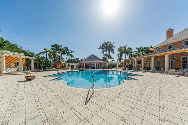 $565,000 | 2576 St Lucia Circle, Vero Beach, FL 32967