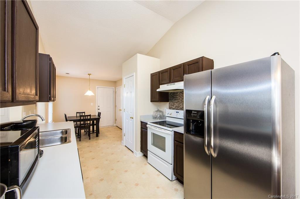 11108 Palestrina Road, Unit 162 Charlotte, NC 28215 - Photo 11 of 23 Gallery Image 11