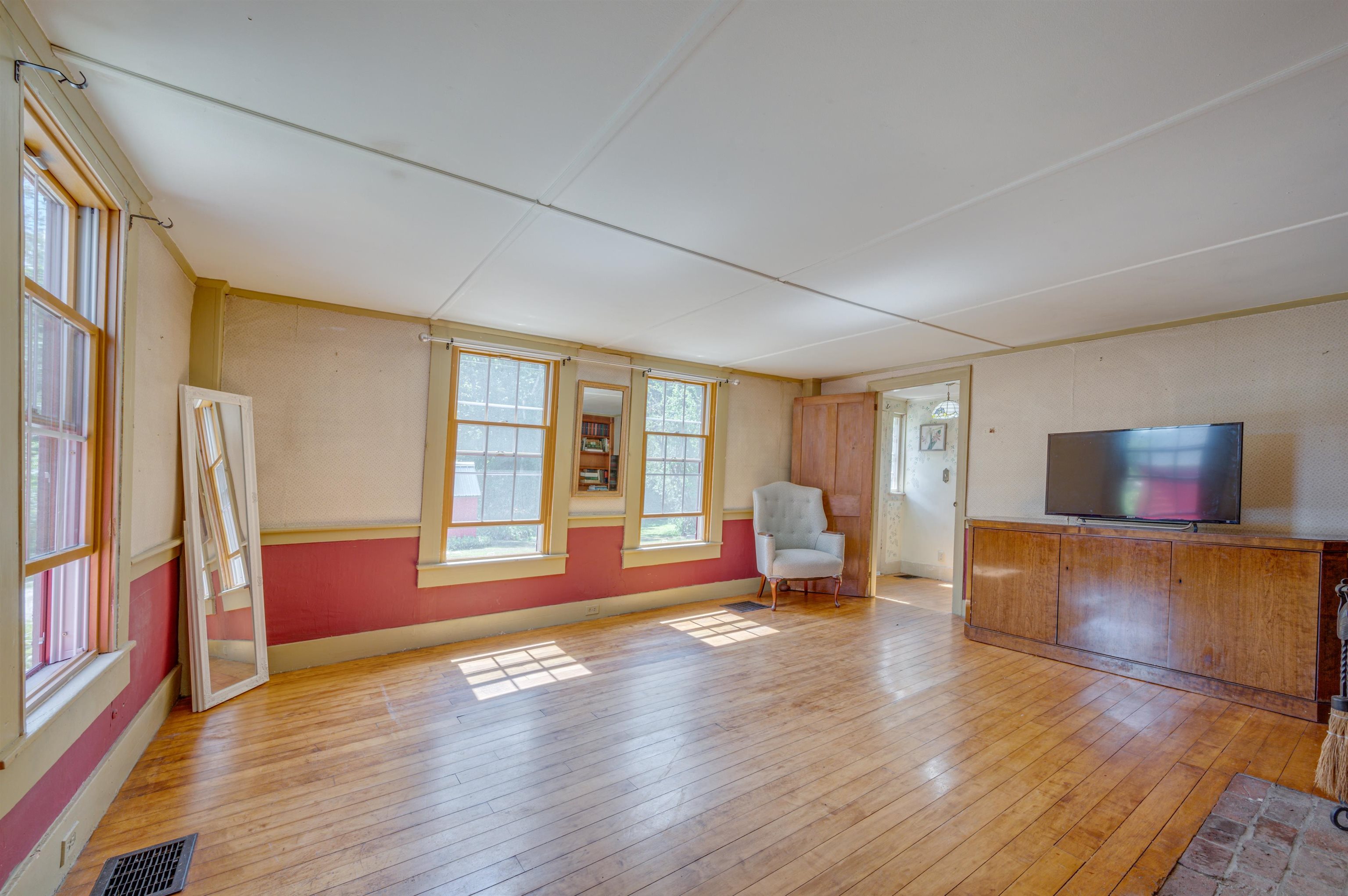 10 Dodge Hill Road South Sutton, NH 03273 - Photo 24 of 60