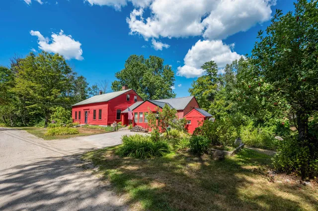 $470,000 | 10 Dodge Hill Road, South Sutton, NH 03273