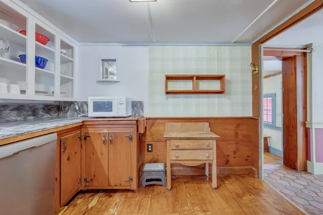 $470,000 | 10 Dodge Hill Road, South Sutton, NH 03273